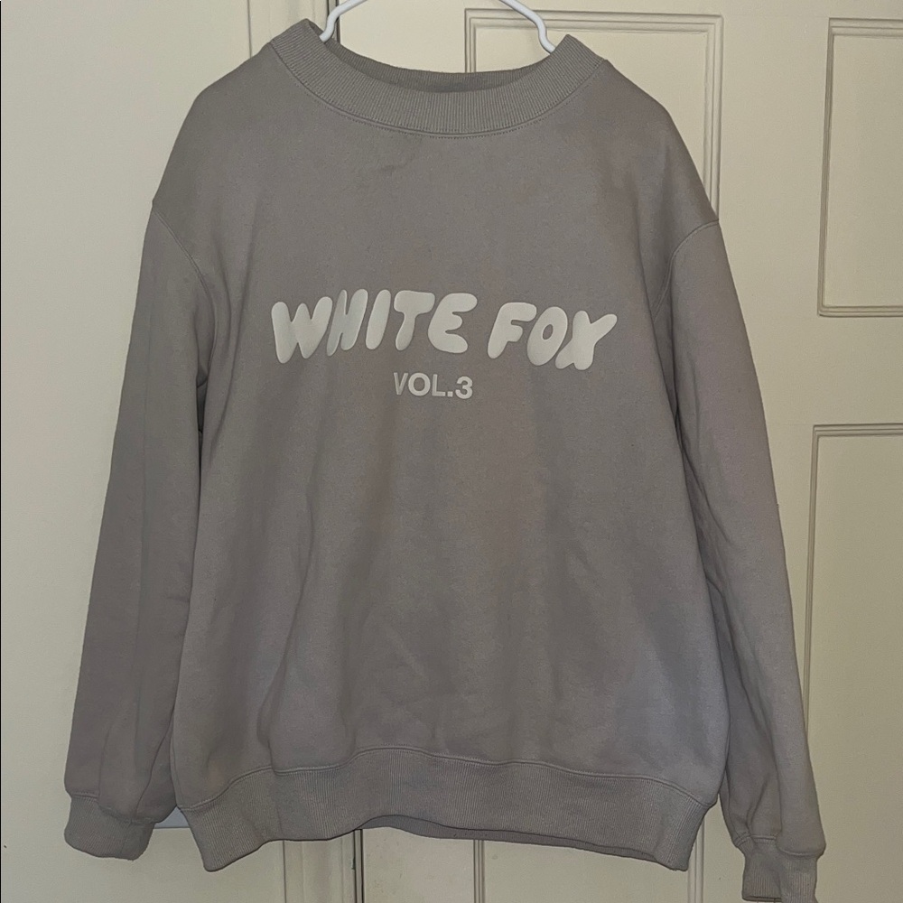 White Fox Crewneck Women’s
